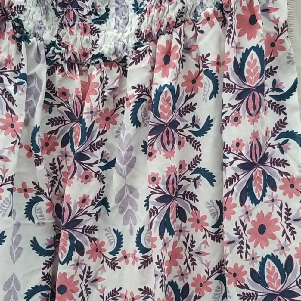 Romper - Picture 2 of 7